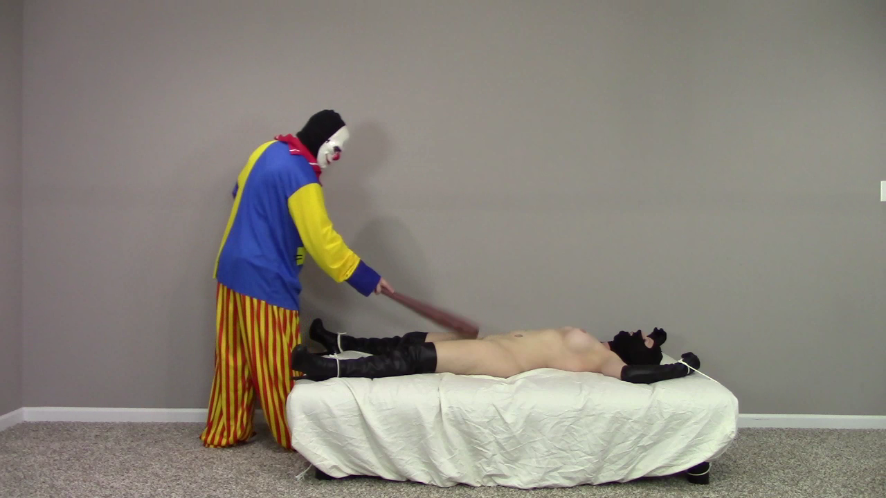 super_hero_black_mask_vs_clown_thugs-0039.png