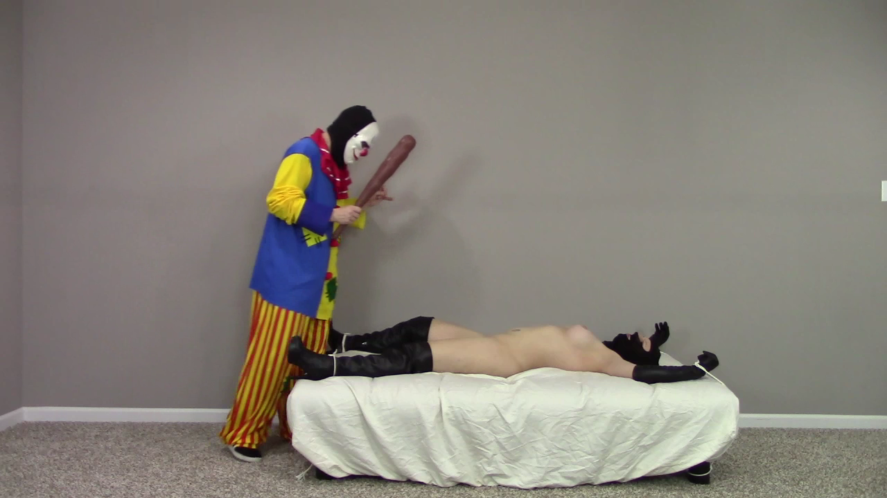 super_hero_black_mask_vs_clown_thugs-0038.png