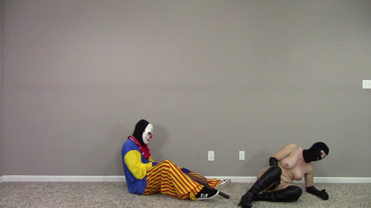 super_hero_black_mask_vs_clown_thugs-0071.png