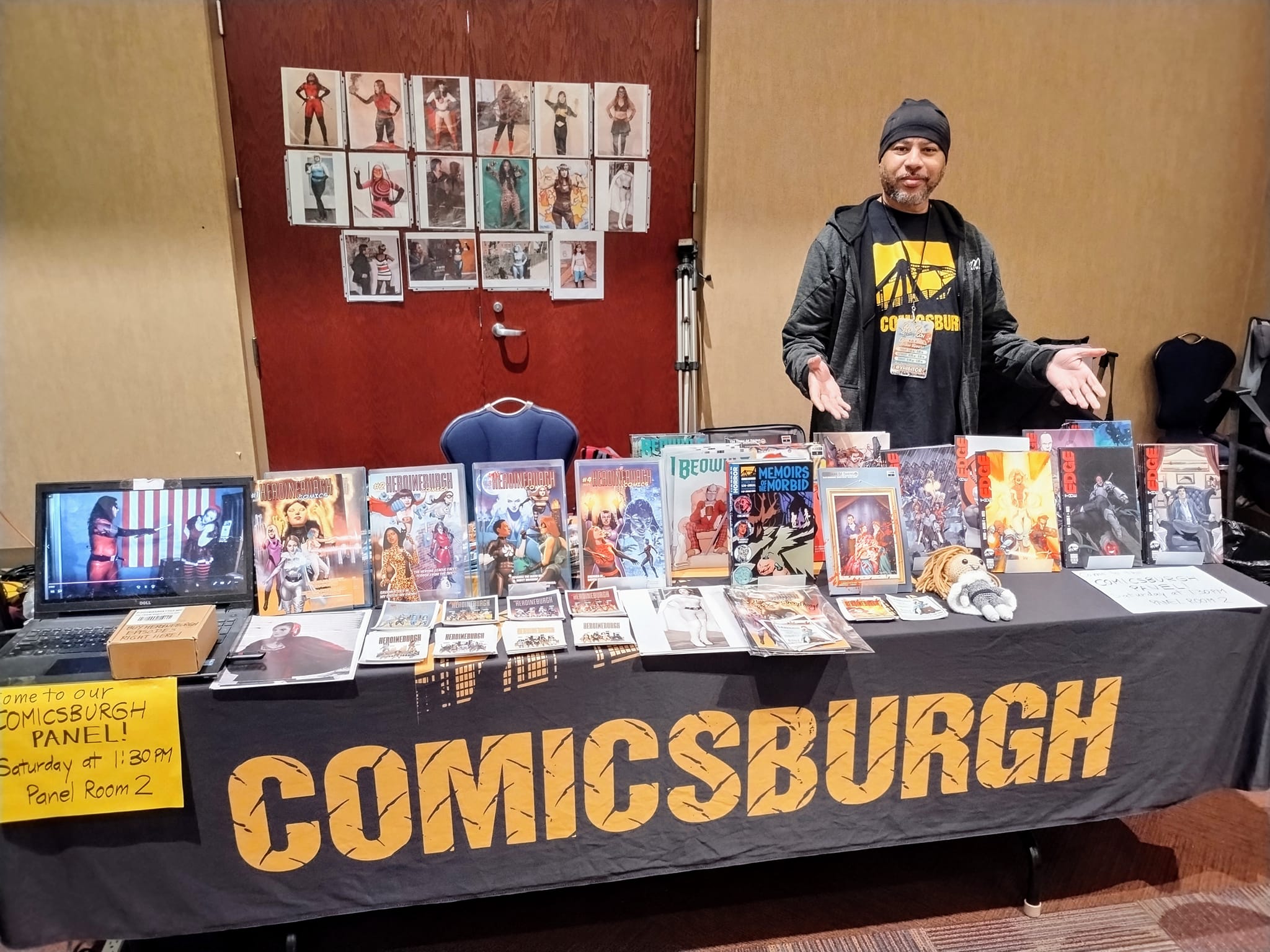 comicsburgh table with marvin sci fi valley.jpg