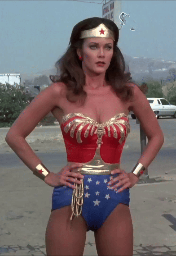 ww-vs-samantha.gif