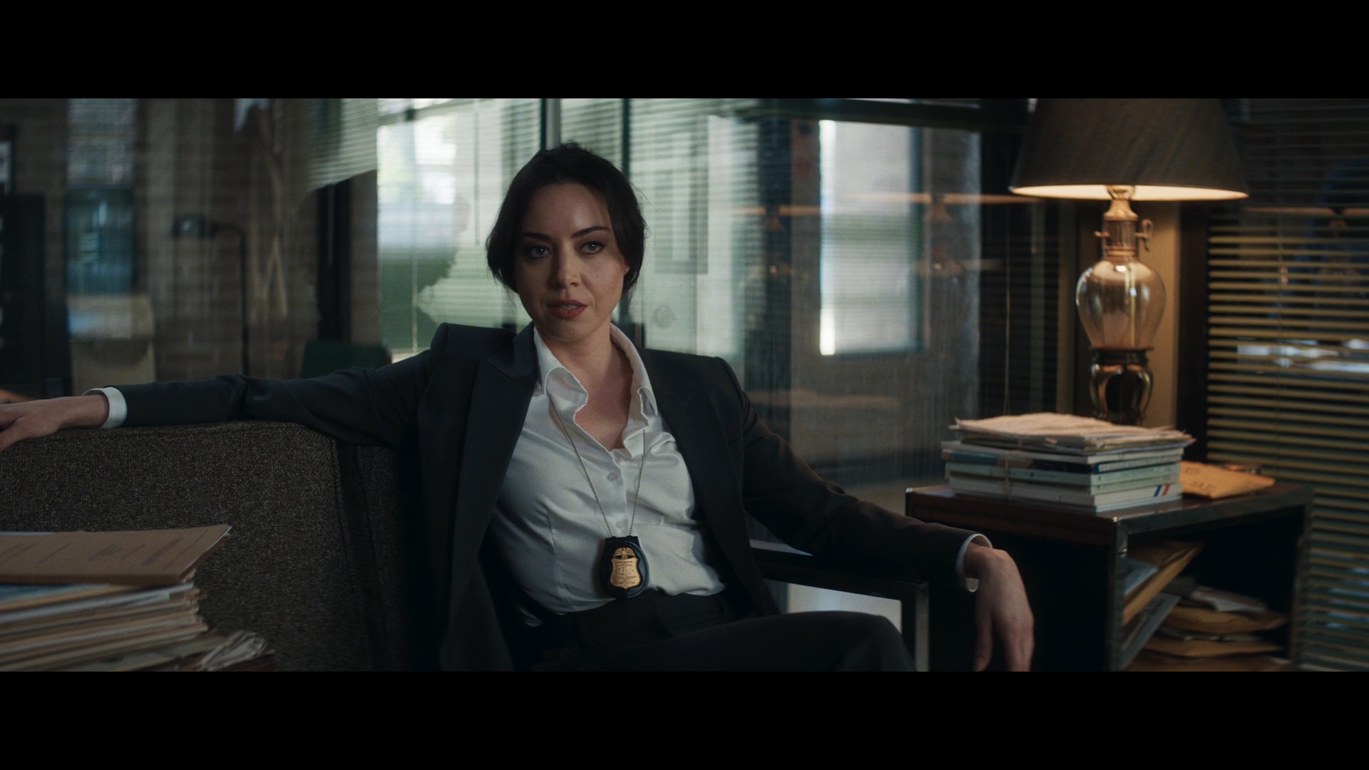 Agatha All Along S01E01.mkv_snapshot_09.58_[2024.09.23_21.05.00].jpg