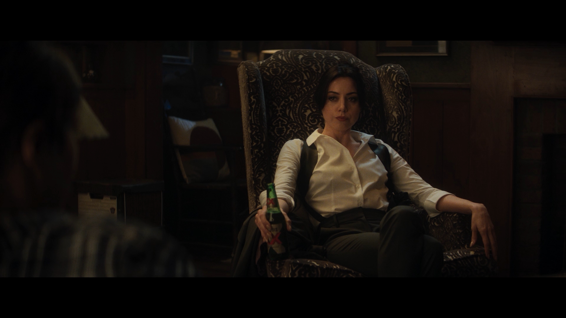 Agatha All Along S01E01.mkv_snapshot_15.58_[2024.09.23_21.06.57].jpg