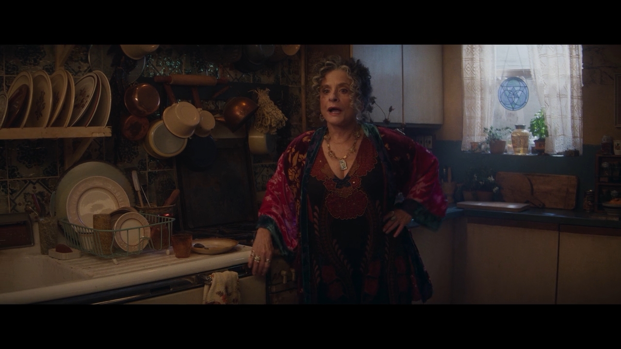 Agatha All Along S01E02.mkv_snapshot_11.24_[2024.09.27_22.16.42].jpg