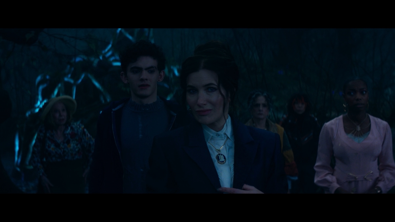 Agatha All Along S01E02.mkv_snapshot_36.26_[2024.09.27_22.29.05].jpg