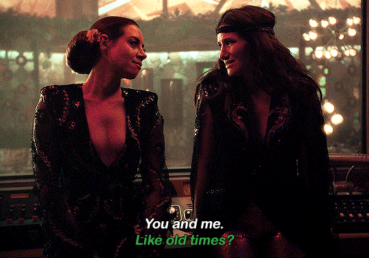 Tumblr_l_2357981360225864.gif